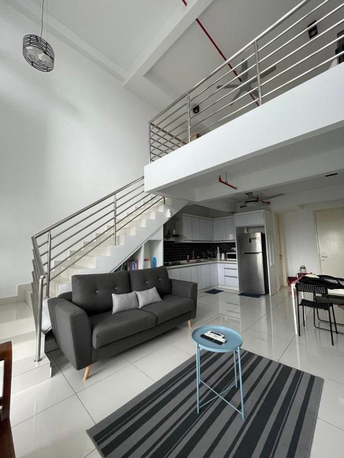 Yenni Duplex @ Decentrum, Kajang Serdang  Eksteriør bilde
