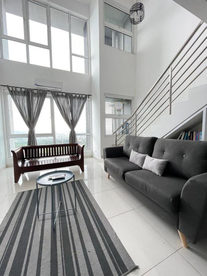 Yenni Duplex @ Decentrum, Kajang Serdang  Eksteriør bilde