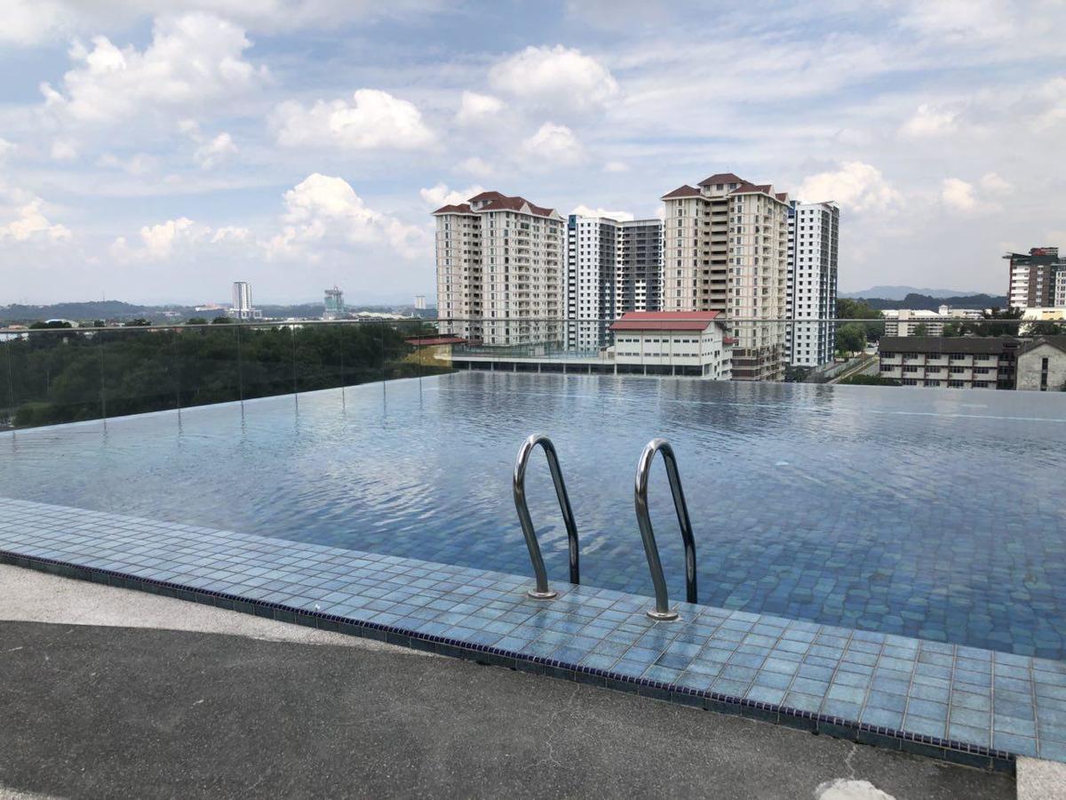 Yenni Duplex @ Decentrum, Kajang Serdang  Eksteriør bilde