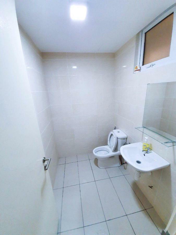 Yenni Duplex @ Decentrum, Kajang Serdang  Eksteriør bilde